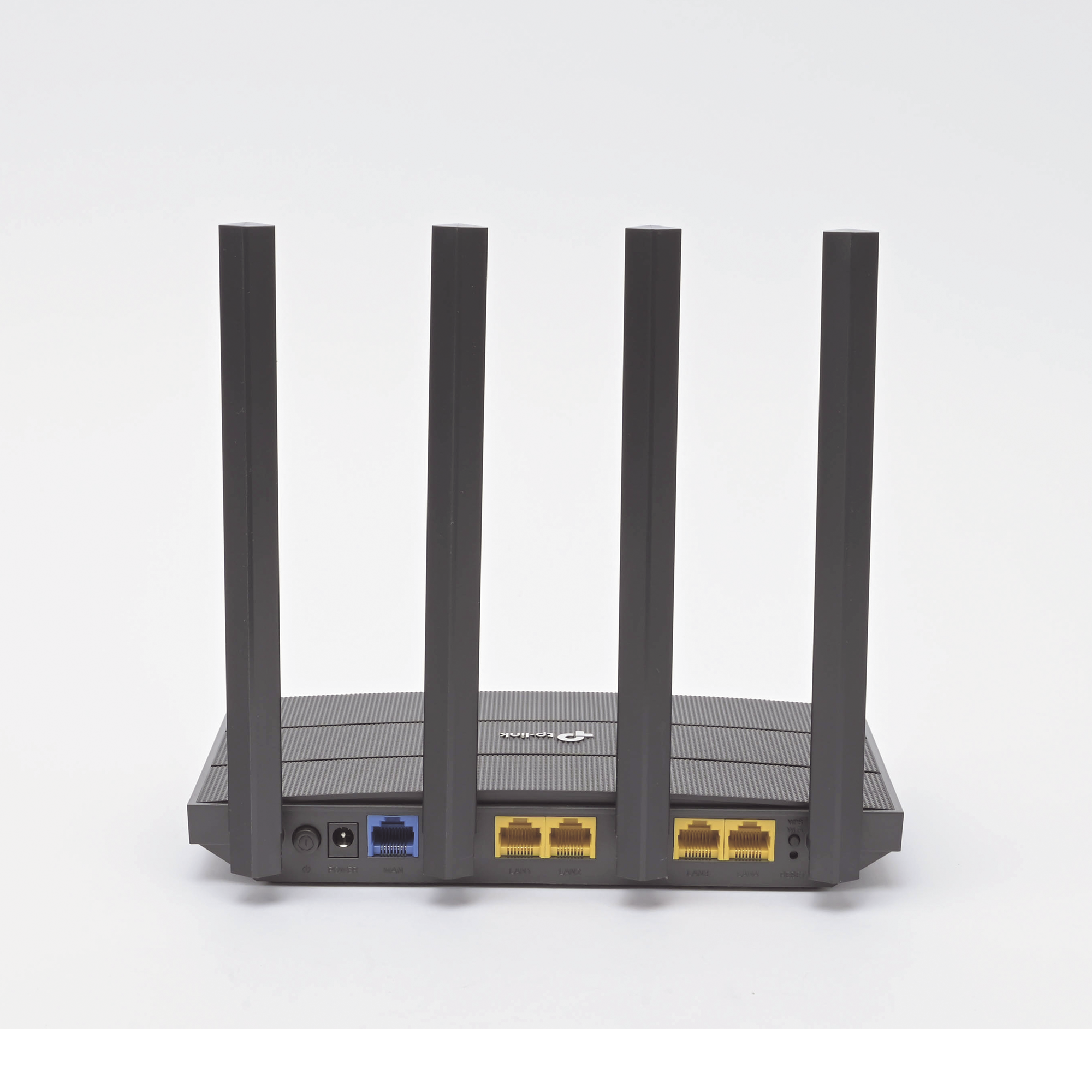 TP-Link Archer C80 - Image 4